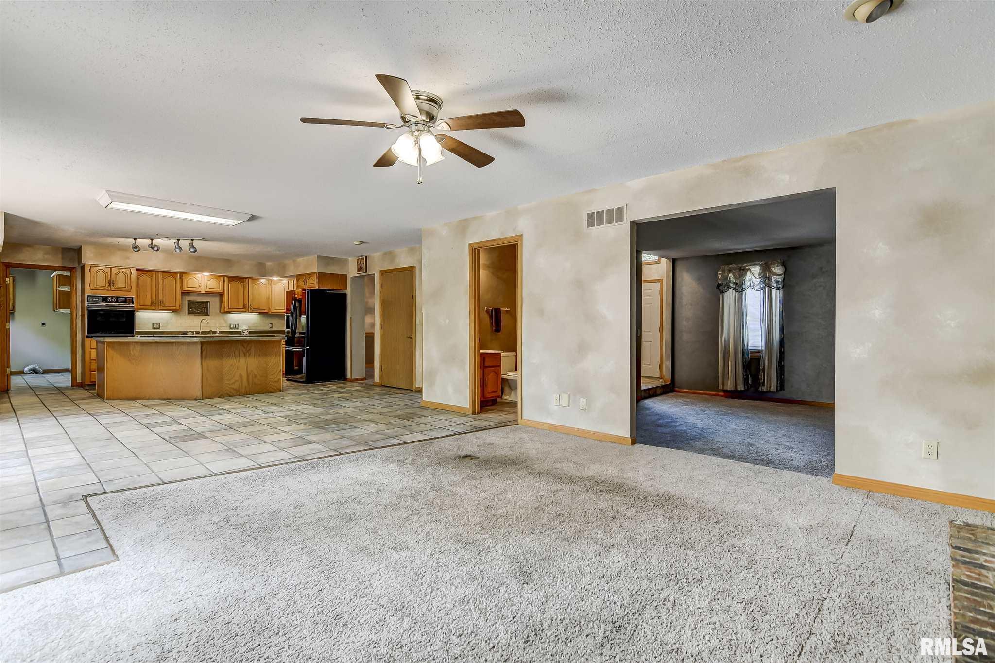 1604 Hunter Ridge Drive Springfield, IL 62704 - Photo 15 of 47 Gallery Image 15