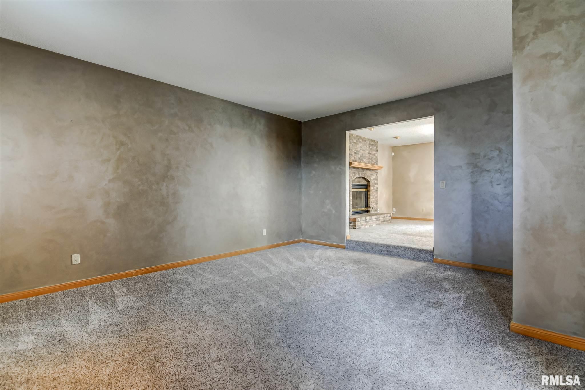 1604 Hunter Ridge Drive Springfield, IL 62704 - Photo 22 of 47 Gallery Image 22