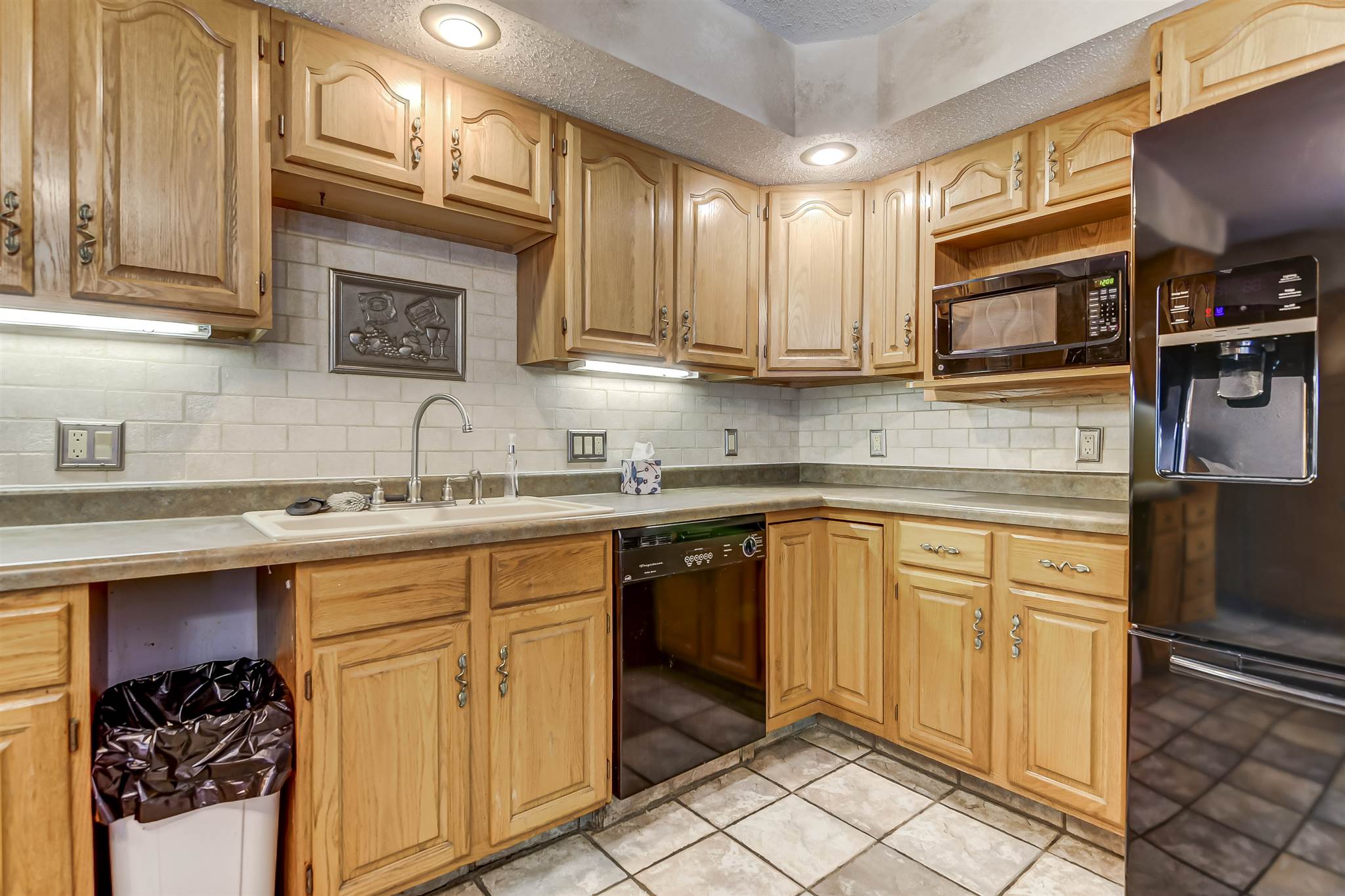 1604 Hunter Ridge Drive Springfield, IL 62704 - Photo 9 of 47 Gallery Image 9