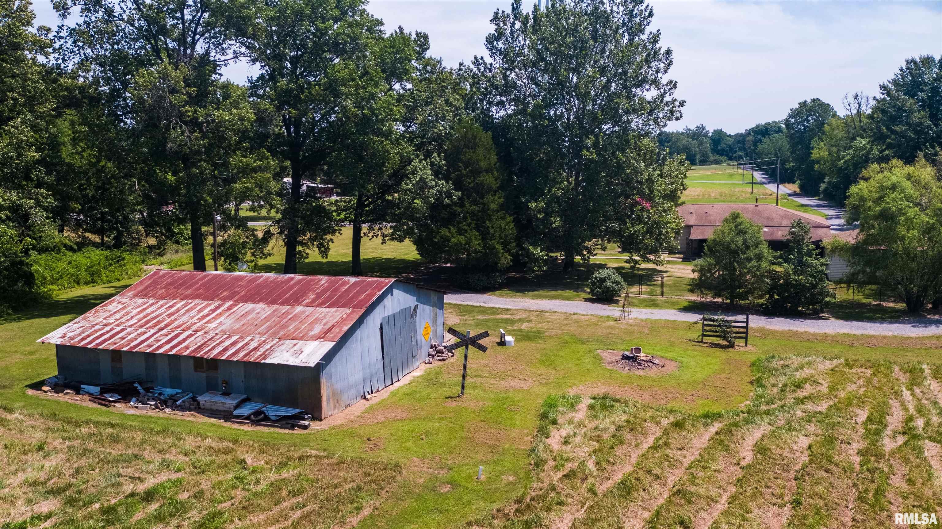 13317 Davidson Road Marion, IL 62959 - Photo 35 of 39