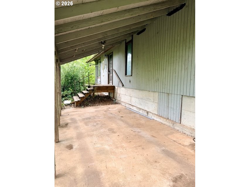 32424 Camas Swale Road Creswell, OR 97426 - Photo 13 of 19