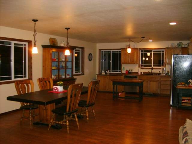 4411 East Oregon Road Elk, WA 99009 - Photo 2 of 9