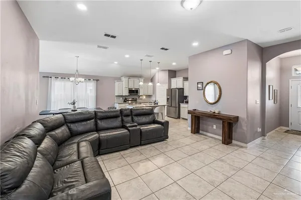 $268,000 | 321 Grand Canyon Street, Edinburg, TX 78541