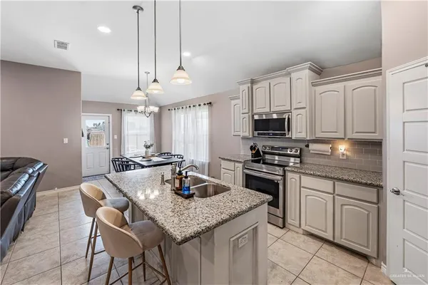 $268,000 | 321 Grand Canyon Street, Edinburg, TX 78541