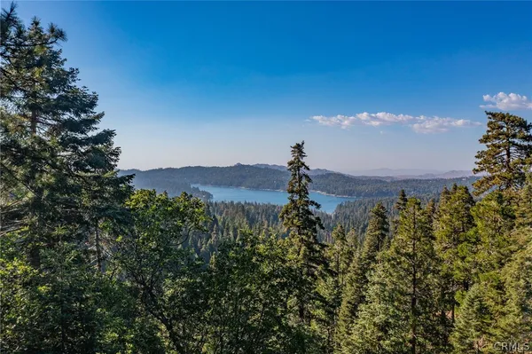$199,888 | 716 Blue Ridge Drive, Lake Arrowhead, CA 92385