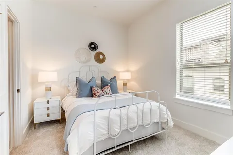 $599,000 | 5912 Ross Avenue, Unit 10, Dallas, TX 75206