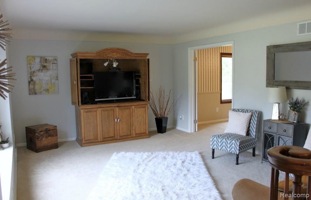 1164 Concord Road Rochester Hills, MI 48309 - Photo 6 of 50