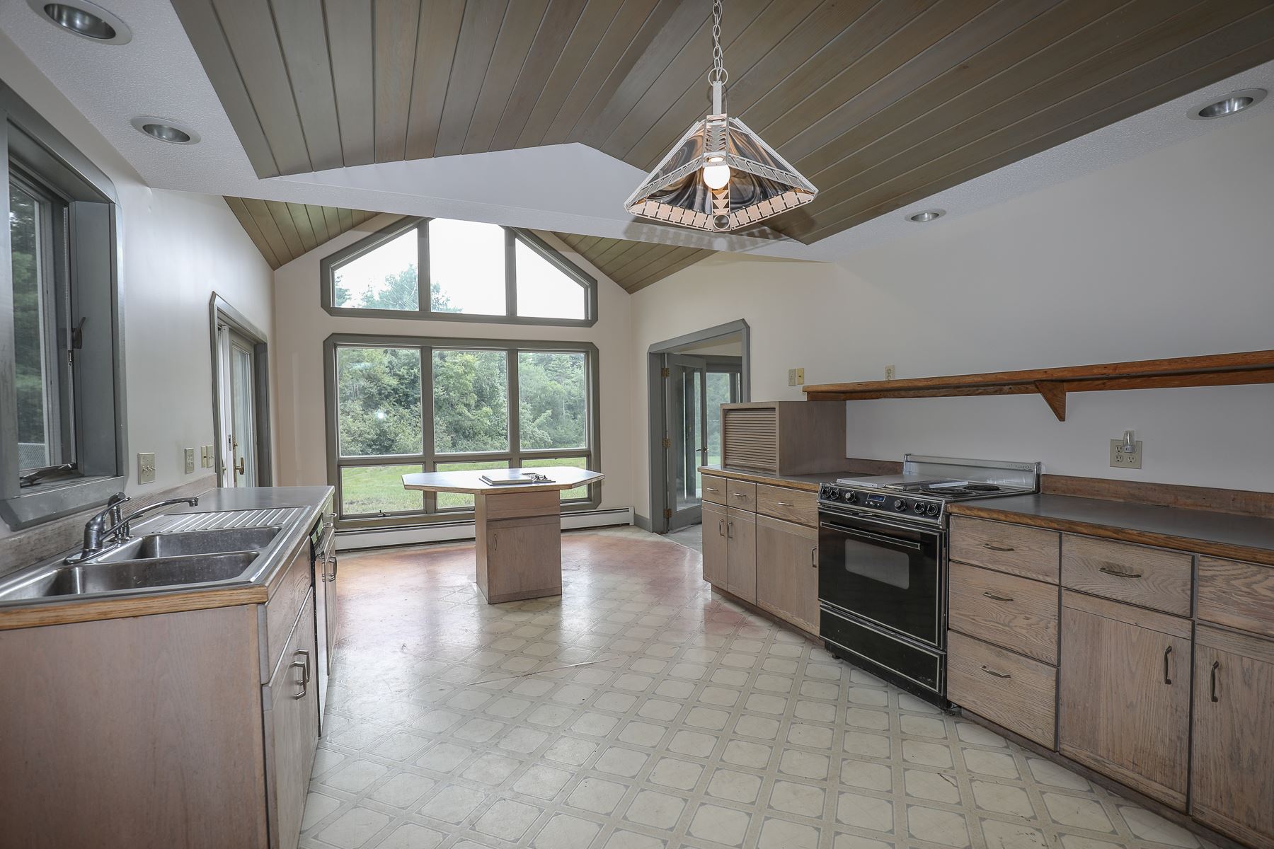 40 Pearson Road Merrimack, NH 03054 - Photo 12 of 35 Gallery Image 12