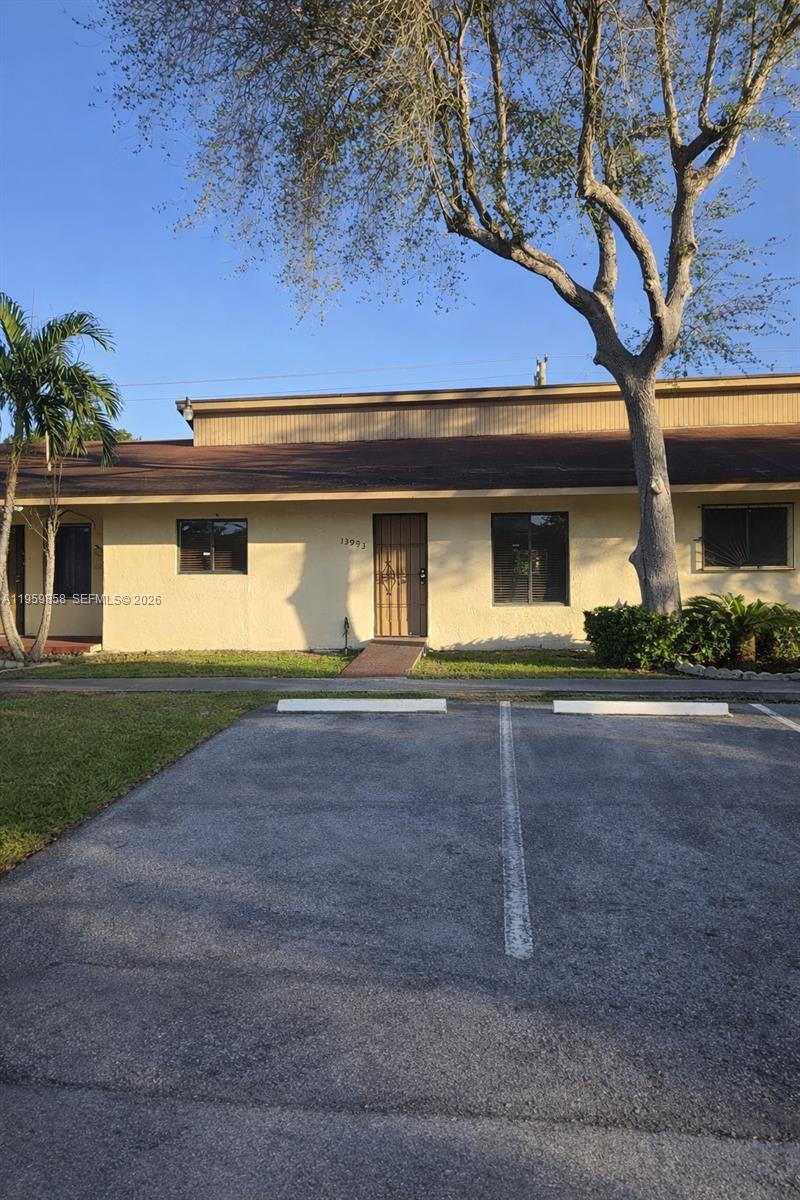 13993 Southwest 280th Terrace Homestead, FL 33033 - Photo 2 of 6
