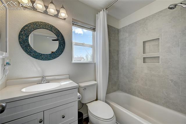6798 Akron Road Colorado Springs, CO 80923 - Photo 22 of 41