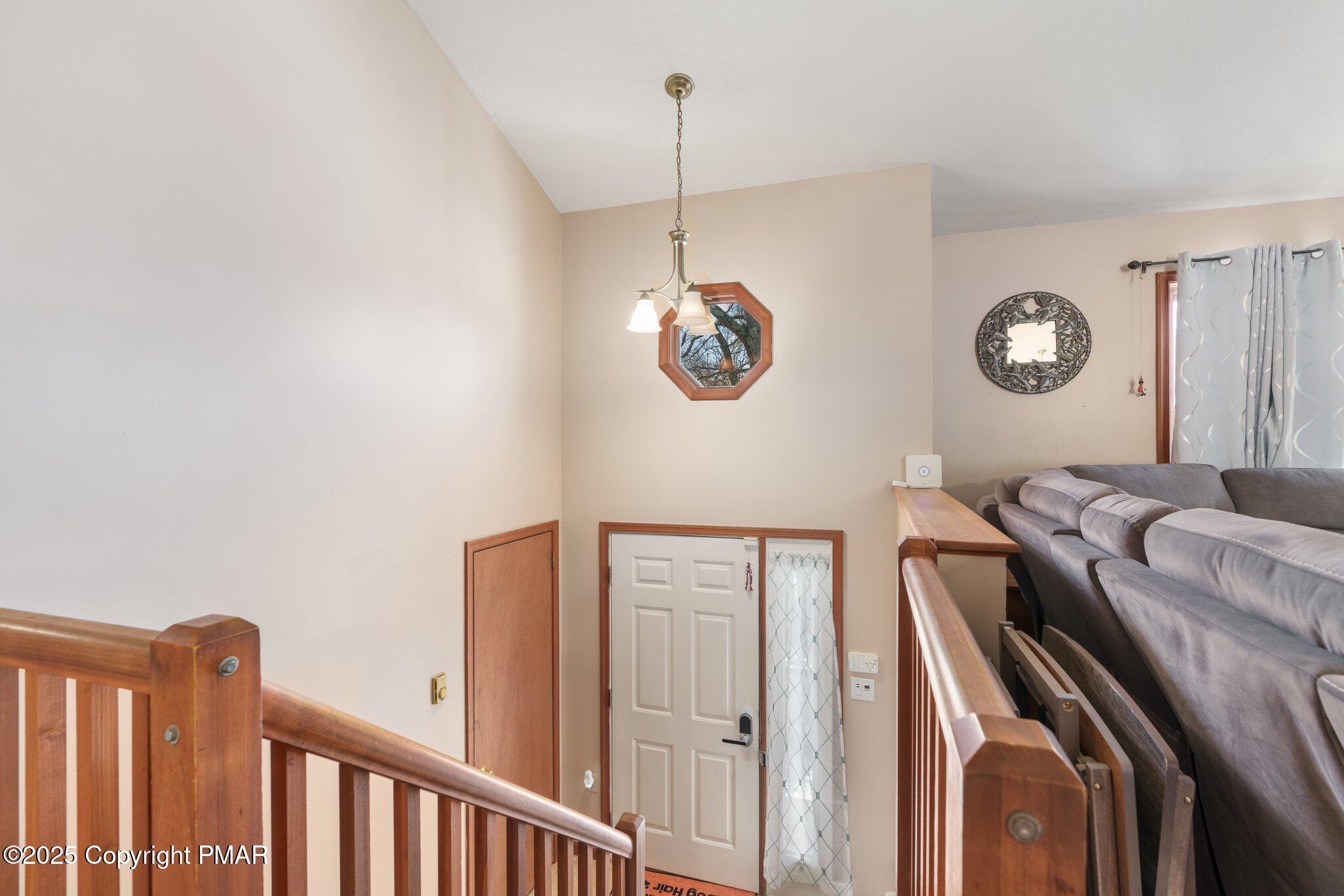 2123 Valleyview Drive Bushkill, PA 18324 - Photo 13 of 39 13-web-or-mls-Image-20