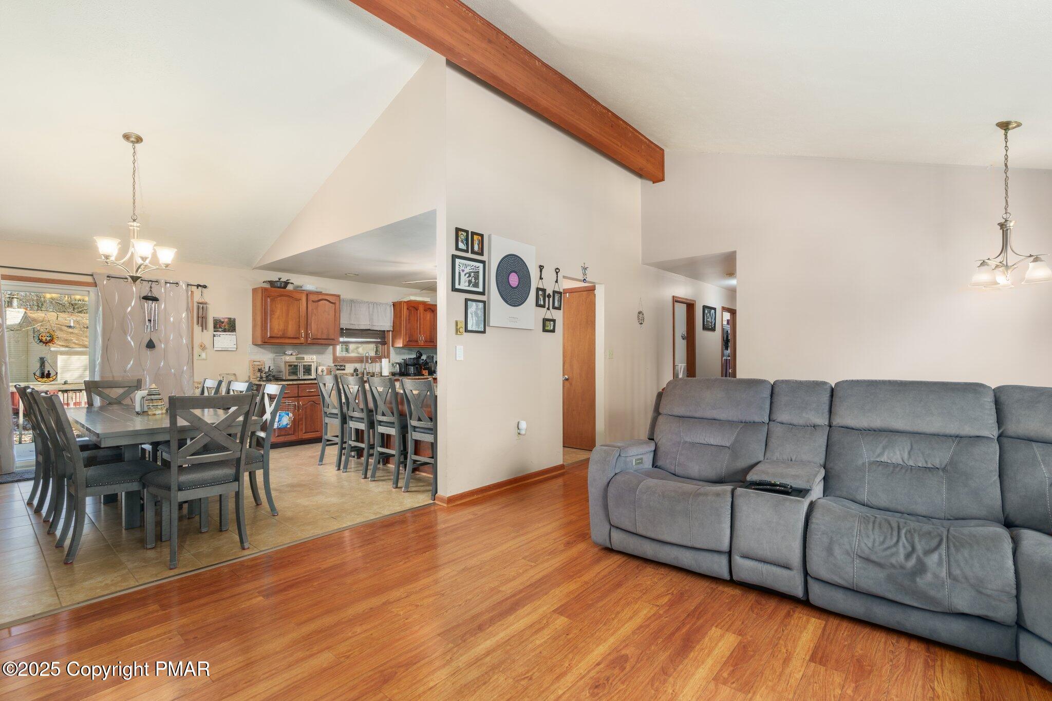 2123 Valleyview Drive Bushkill, PA 18324 - Photo 19 of 39 19-web-or-mls-Image-56