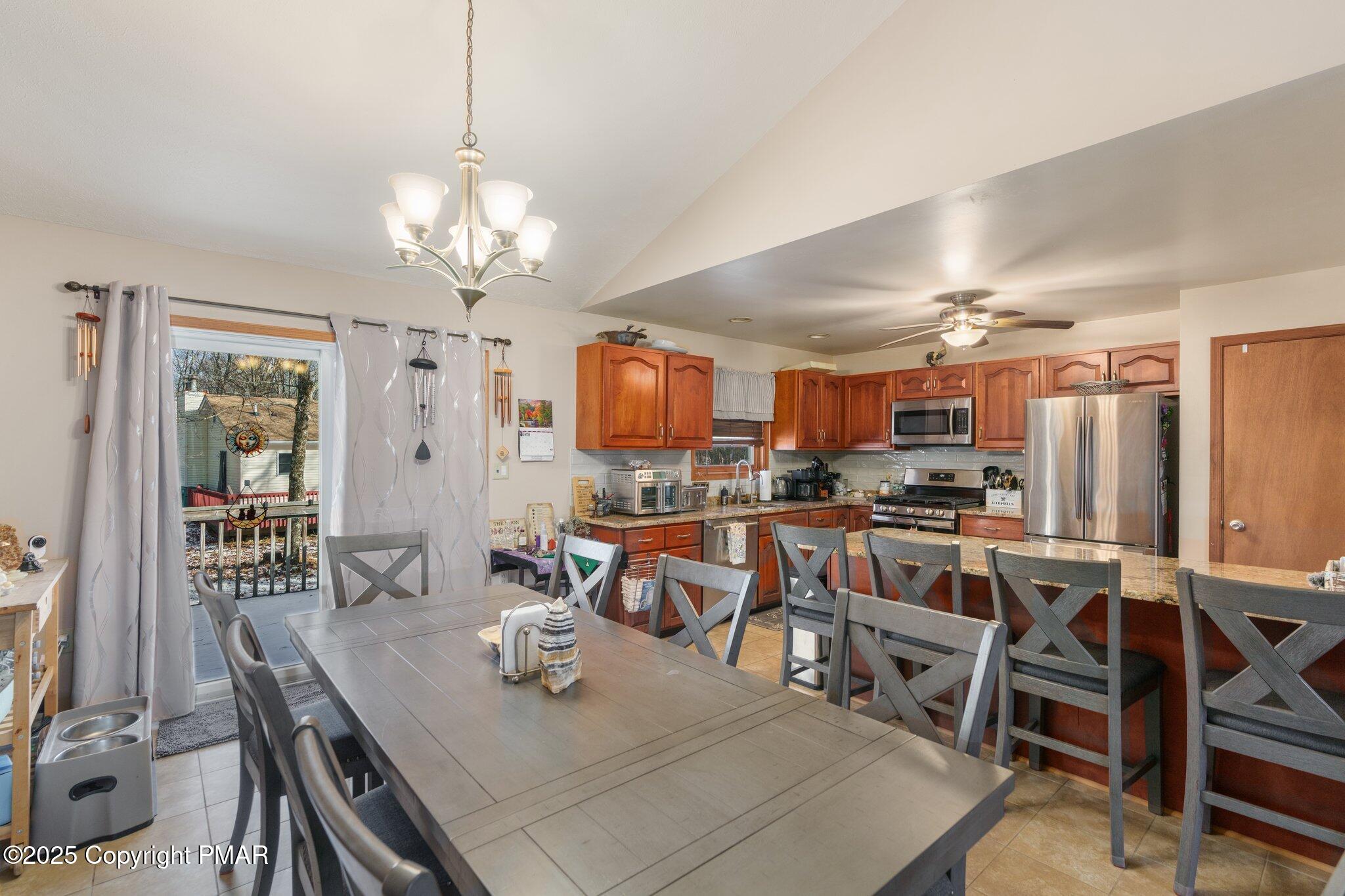 2123 Valleyview Drive Bushkill, PA 18324 - Photo 20 of 39 20-web-or-mls-Image-65