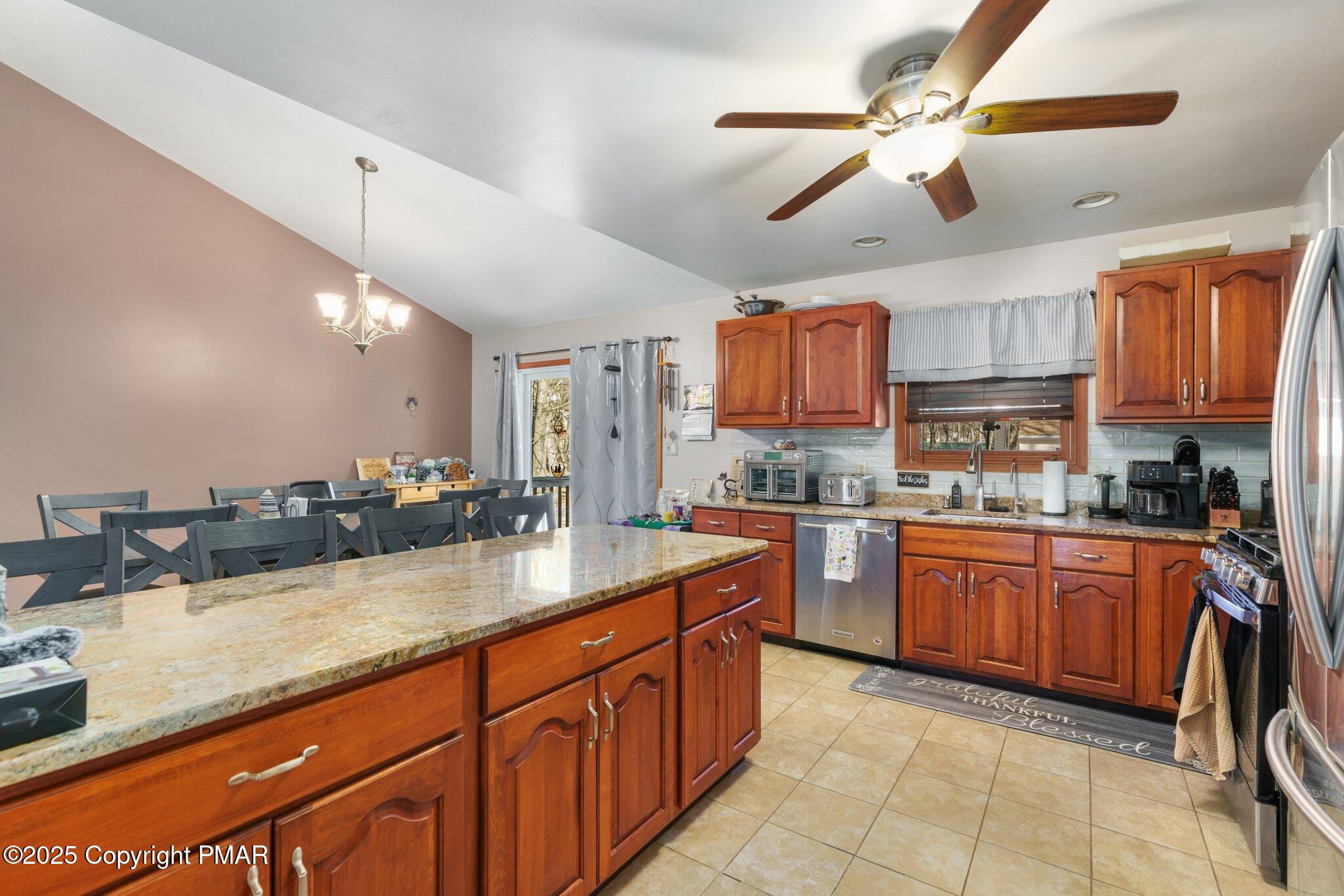 2123 Valleyview Drive Bushkill, PA 18324 - Photo 24 of 39 24-web-or-mls-Image-93