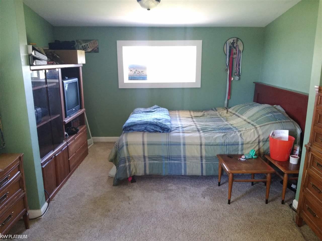 9703 Bryce Road Avoca, MI 48006 - Photo 48 of 54 31386307-47.JPG