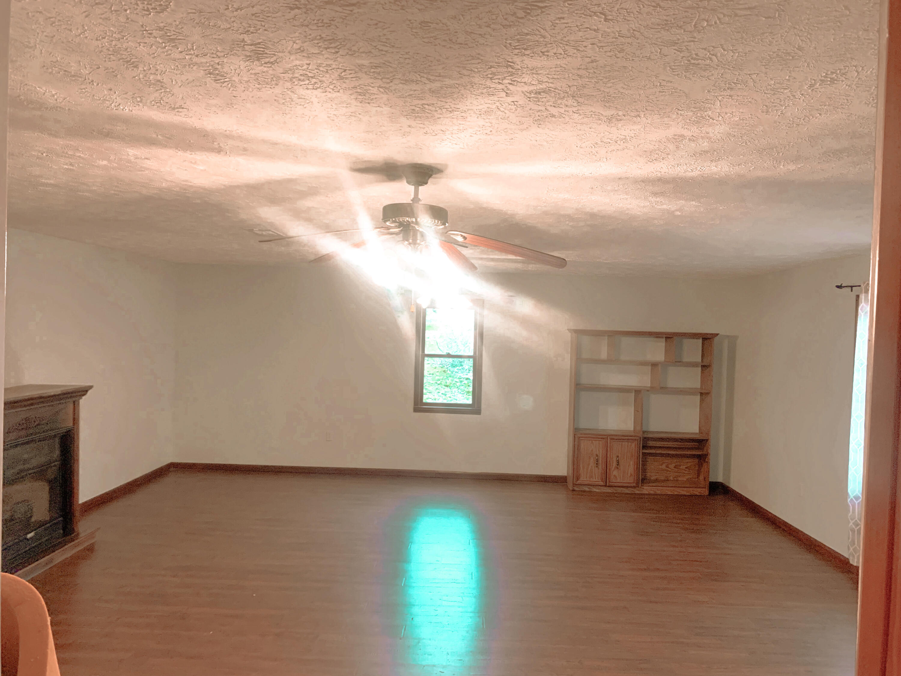 617 Mill Creek Road Corbin, KY 40701 - Photo 6 of 8 Living Room