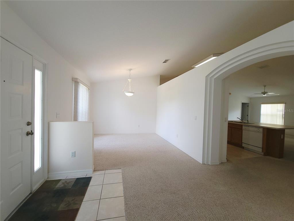 4050 Southwest 102nd Lane Road Ocala, FL 34476 - Photo 5 of 43 Gallery Image 5