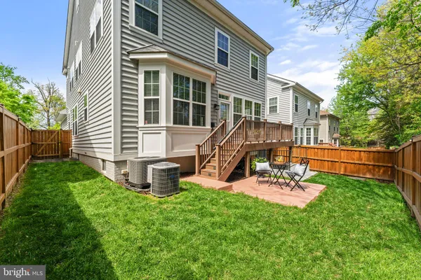$924,900 | 9805 Amsterdam Street, Lorton, VA 22079