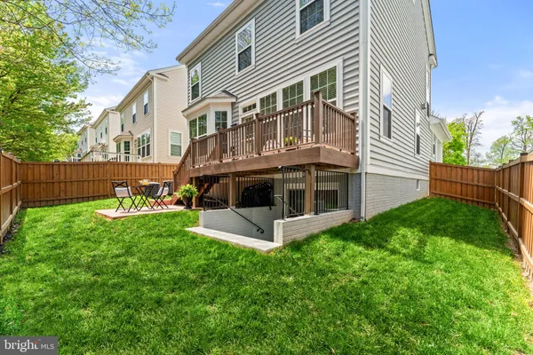 $924,900 | 9805 Amsterdam Street, Lorton, VA 22079