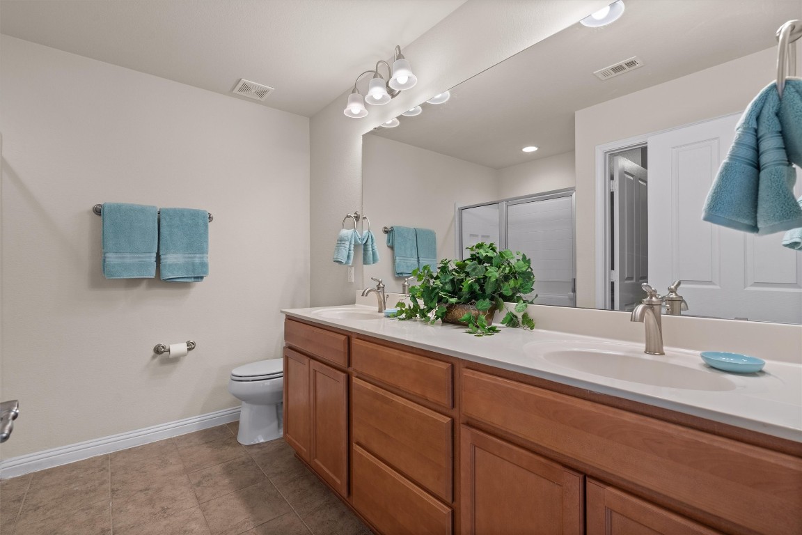 307 Kickapoo Creek Lane Georgetown, TX 78633 - Photo 17 of 30