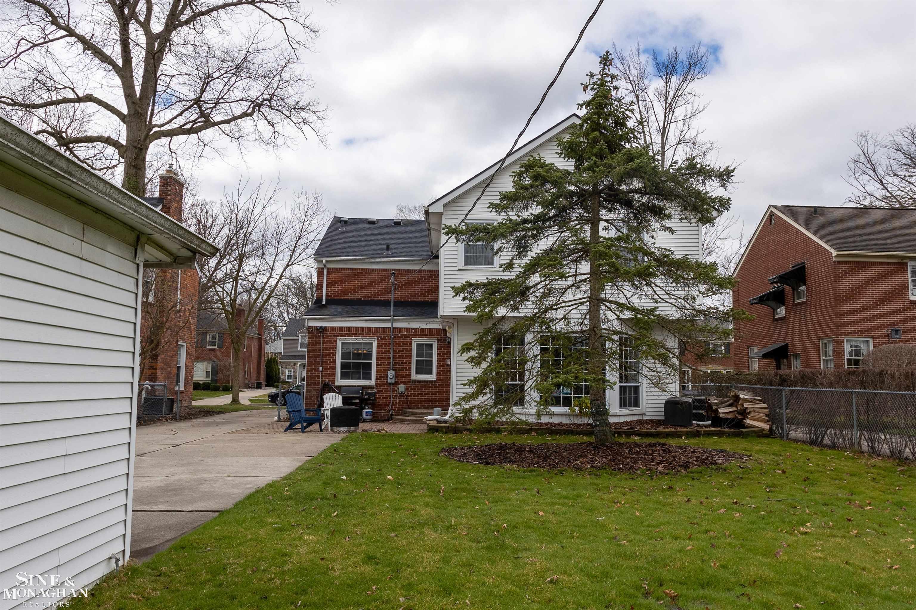 1832 Littlestone Road Grosse Pointe Woods, MI 48236 - Photo 36 of 36