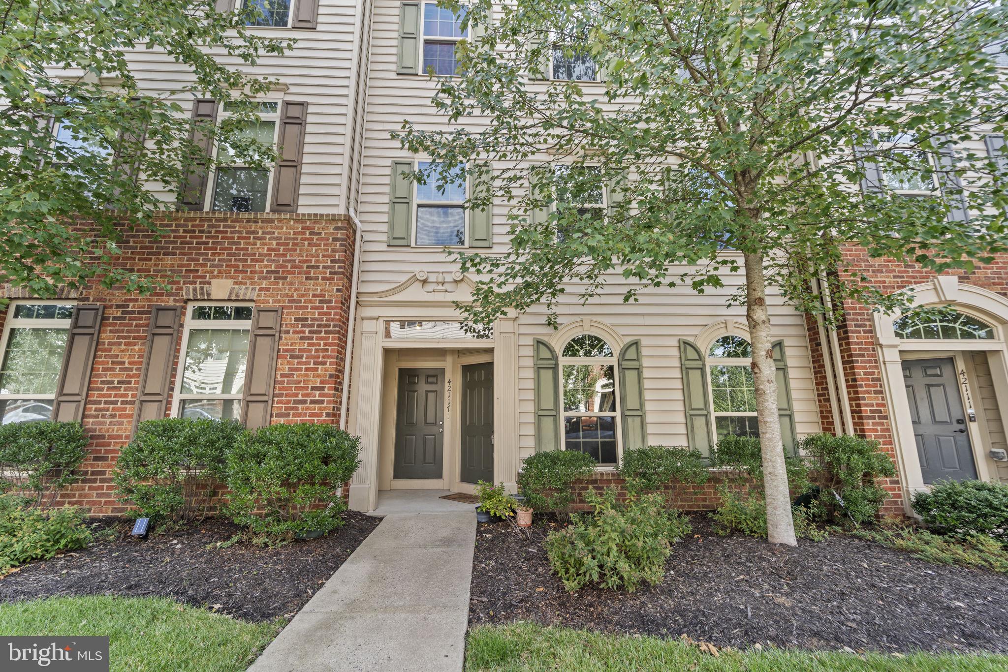 42115 Piebald Square Aldie, VA 20105 - Photo 1 of 36