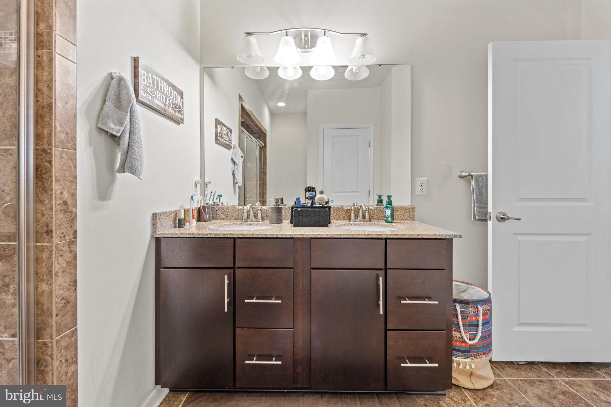 42115 Piebald Square Aldie, VA 20105 - Photo 24 of 36