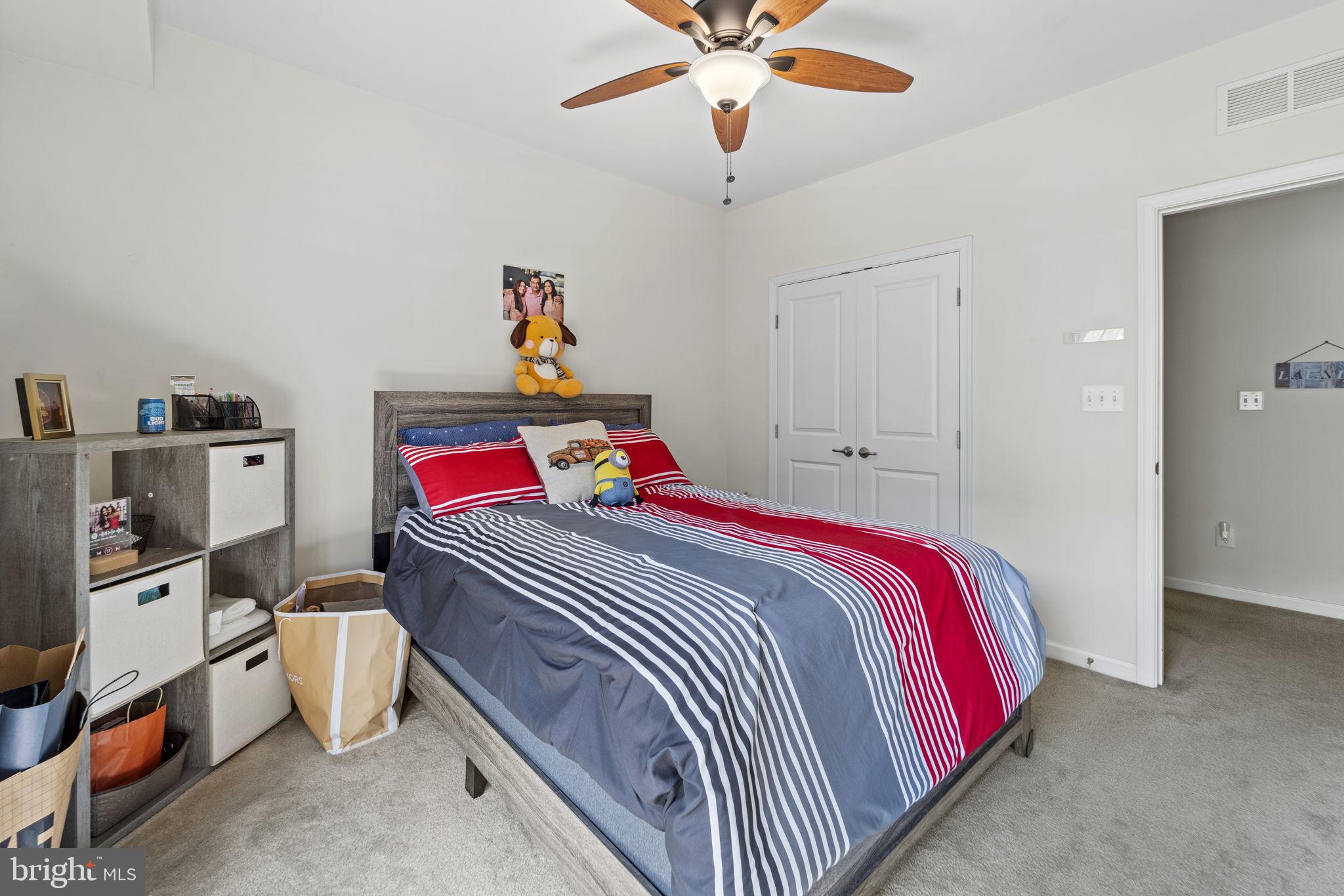 42115 Piebald Square Aldie, VA 20105 - Photo 26 of 36