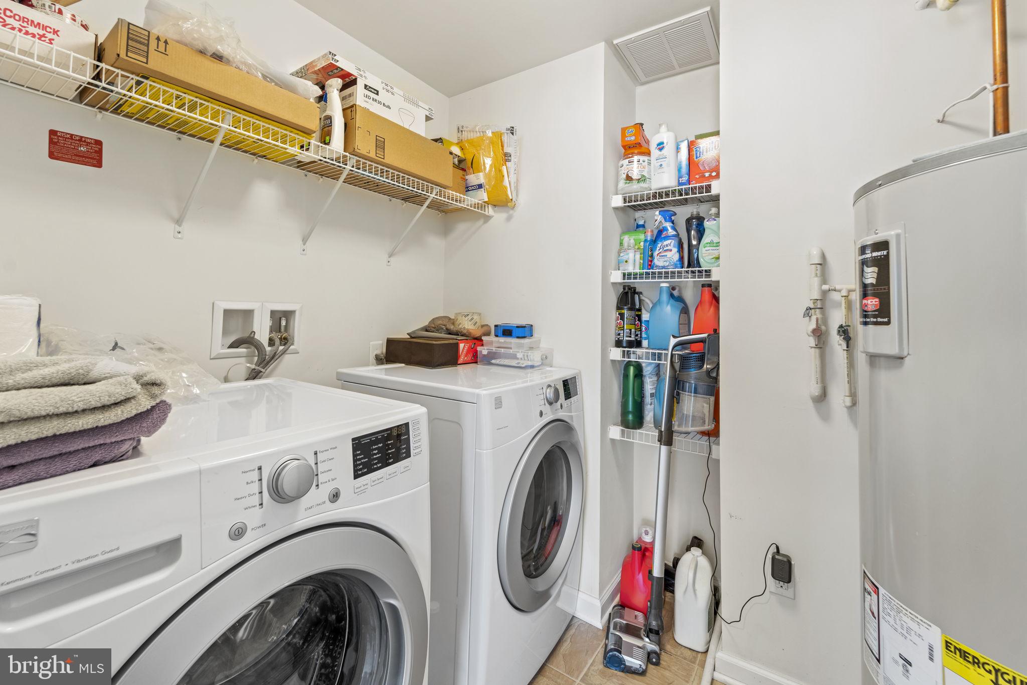 42115 Piebald Square Aldie, VA 20105 - Photo 32 of 36