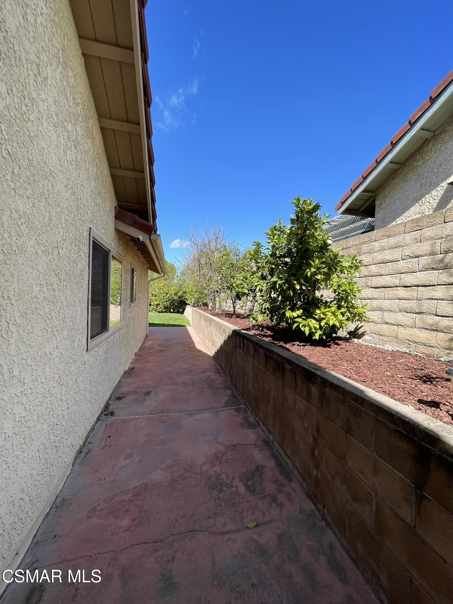13677 Gunsmoke Road Moorpark, CA 93021 - Photo 24 of 24 25