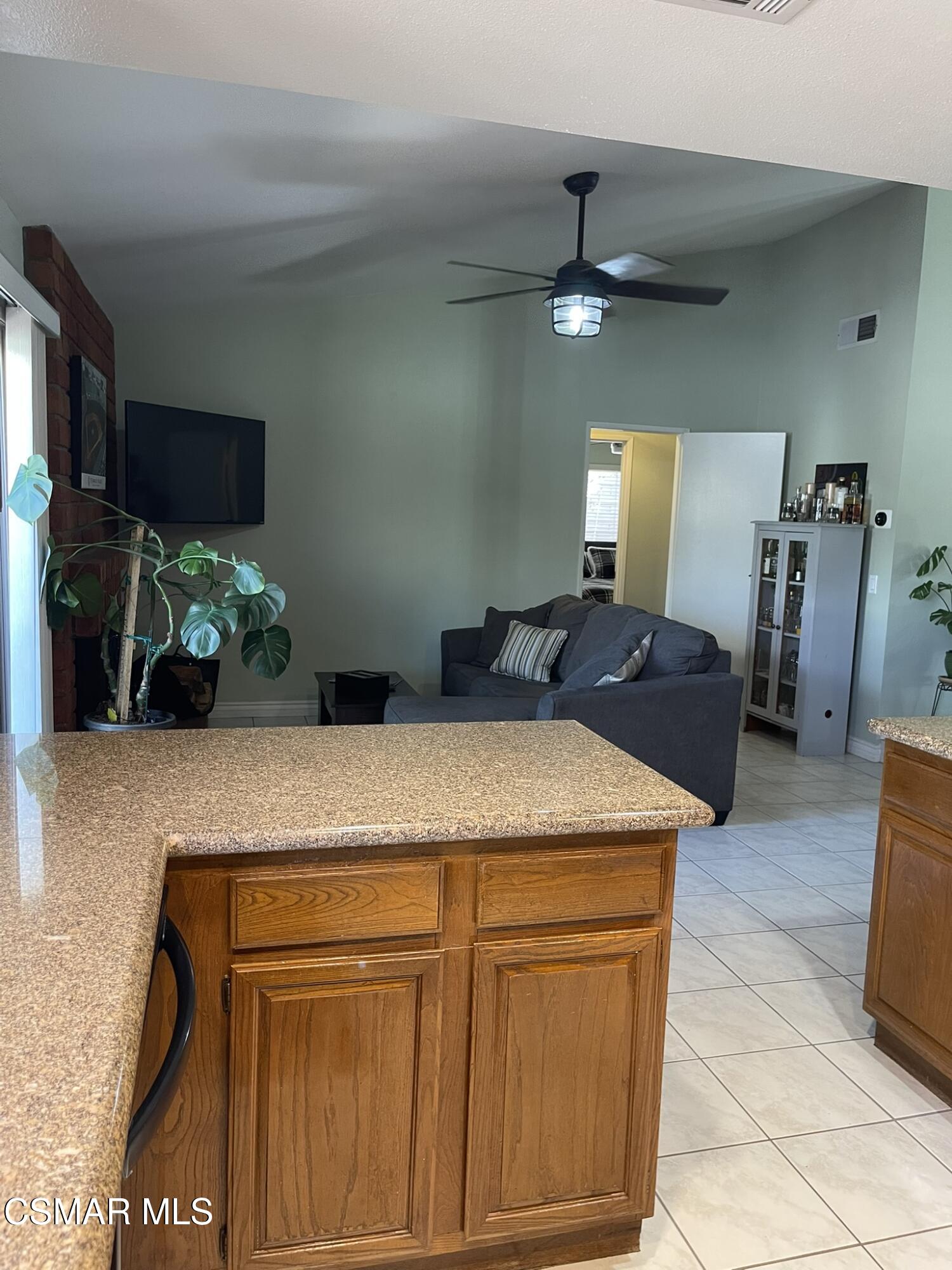 13677 Gunsmoke Road Moorpark, CA 93021 - Photo 7 of 24 9