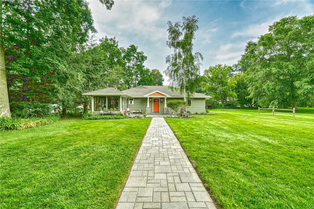 512 Lake Road Webster, NY 14580 - Photo 1 of 1