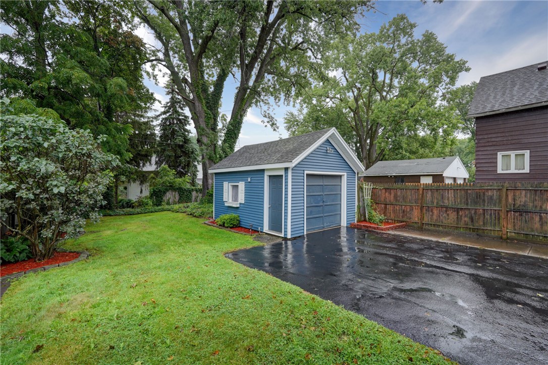 226 Stutson Street Rochester, NY 14612 - Photo 6 of 45 Gallery Image 6