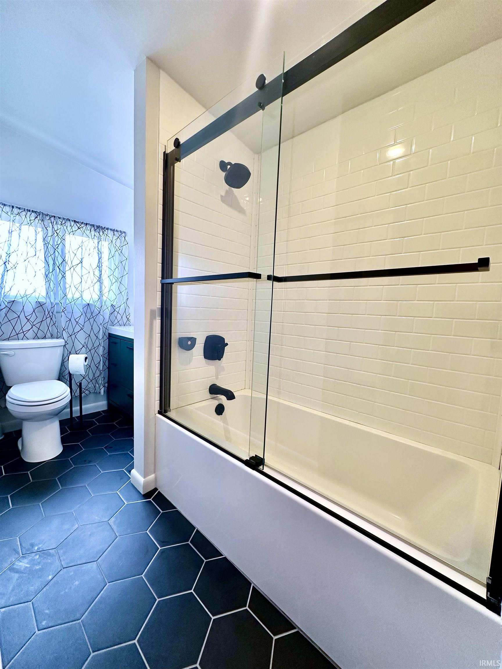 701 Applewood Road Huntingburg, IN 47542 - Photo 20 of 29