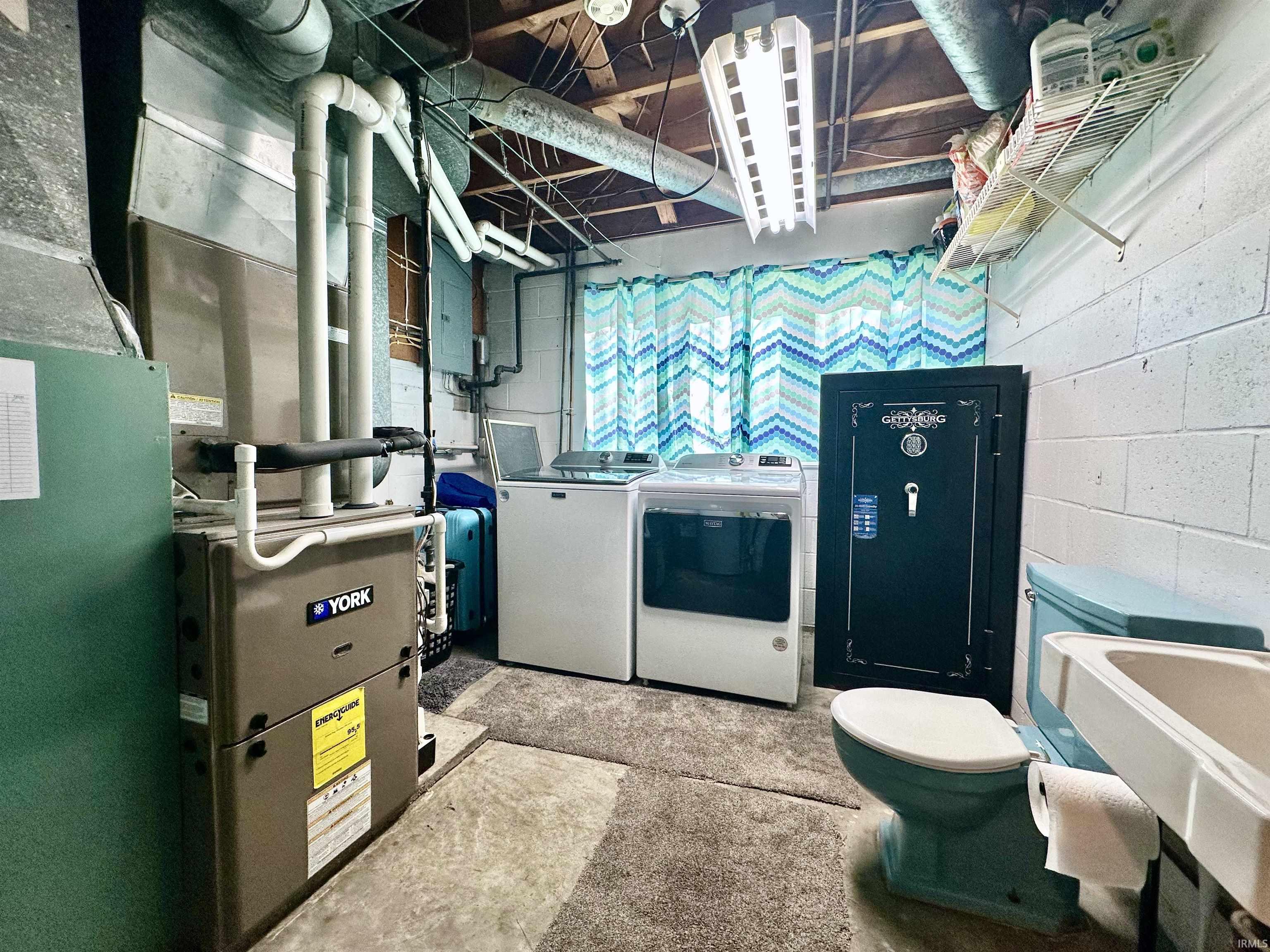 701 Applewood Road Huntingburg, IN 47542 - Photo 24 of 29