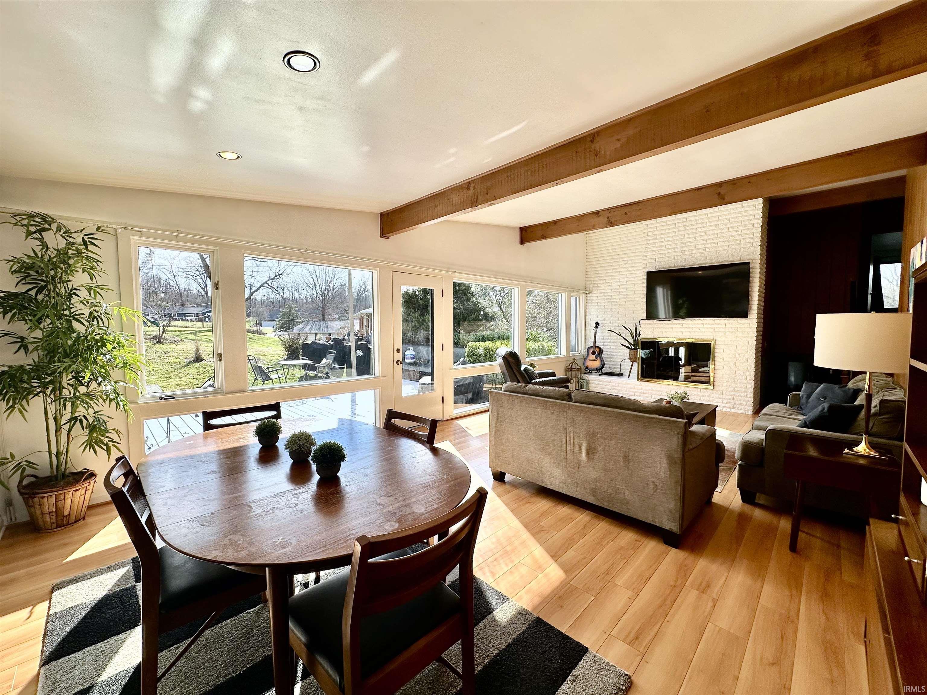 701 Applewood Road Huntingburg, IN 47542 - Photo 3 of 29