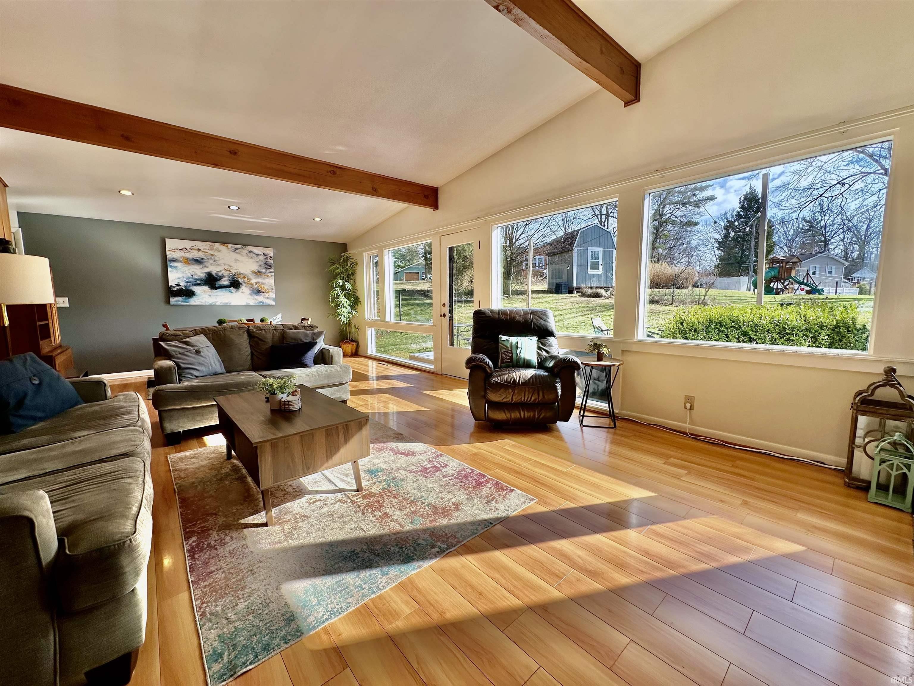 701 Applewood Road Huntingburg, IN 47542 - Photo 5 of 29