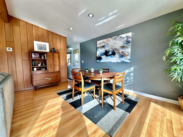 $273,500 | 701 Applewood Road, Huntingburg, IN 47542