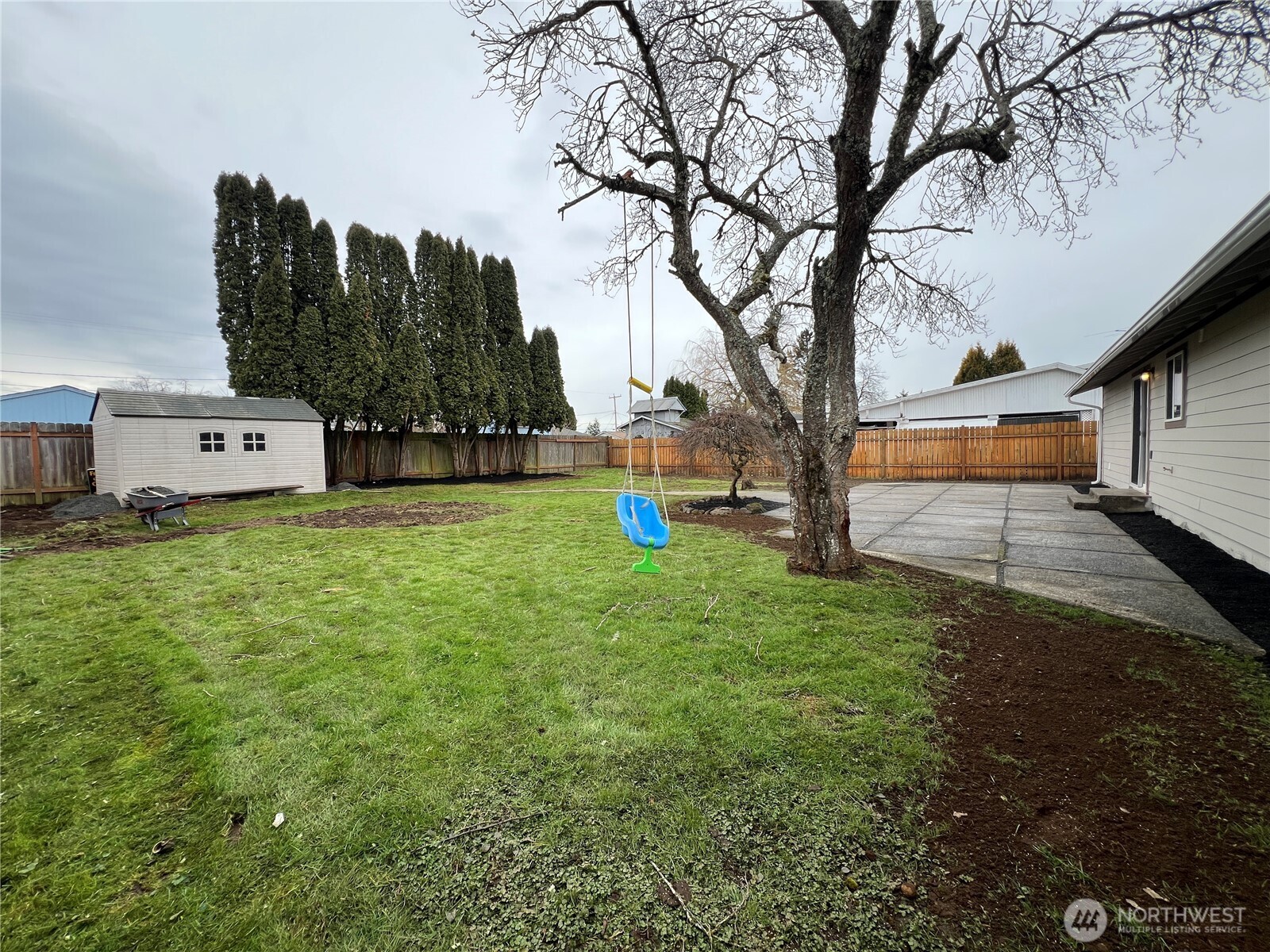 12685 Southeast 168th Street Renton, WA 98058 - Photo 5 of 25 Gallery Image 5
