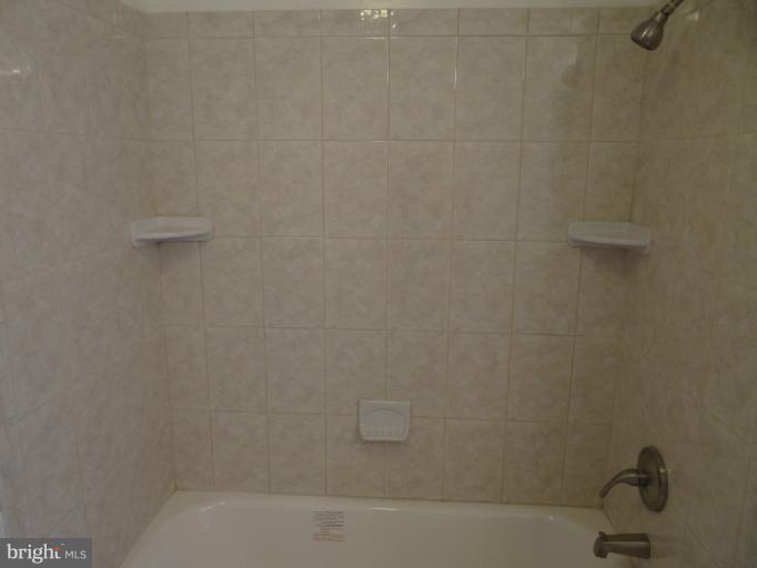7917 Subet Road Baltimore, MD 21244 - Photo 12 of 19 Bath