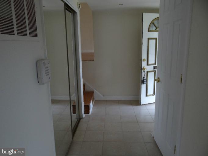 7917 Subet Road Baltimore, MD 21244 - Photo 15 of 19 Interior (General)
