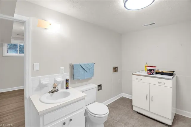 $365,000 | 101 Shady Oak Court, Clemmons, NC 27012