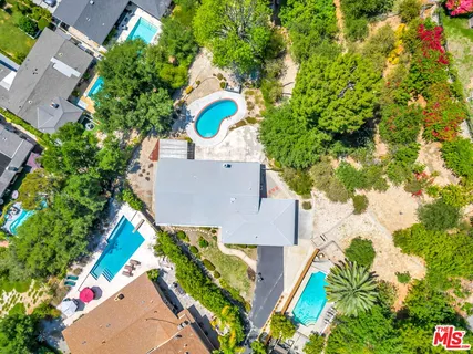 $1,295,000 | 5716 Star Lane, Woodland Hills, CA 91367