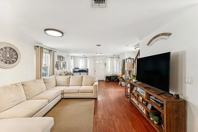 $729,000 | 76 Oakley Avenue, Elmont, NY 11003