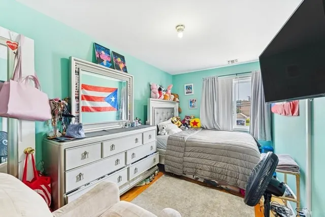 $729,000 | 76 Oakley Avenue, Elmont, NY 11003