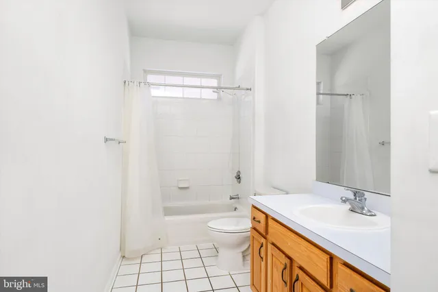 $474,900 | 14 Hummingbird Drive, Hamilton, NJ 08690