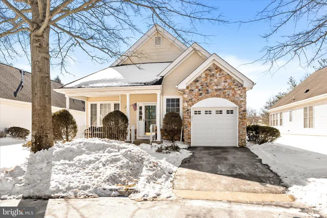 $474,900 | 14 Hummingbird Drive, Hamilton, NJ 08690