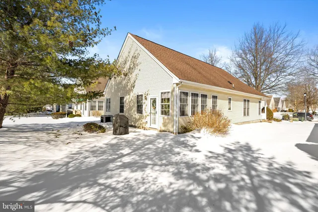 $474,900 | 14 Hummingbird Drive, Hamilton, NJ 08690