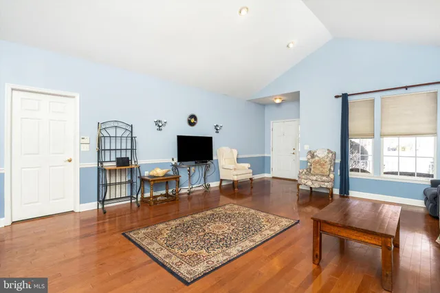 $474,900 | 14 Hummingbird Drive, Hamilton, NJ 08690