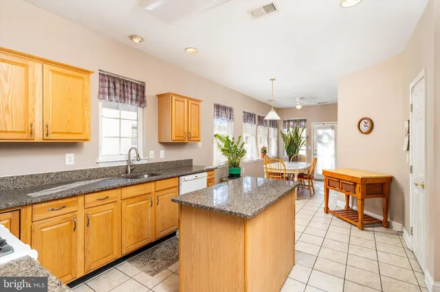 $474,900 | 14 Hummingbird Drive, Hamilton, NJ 08690